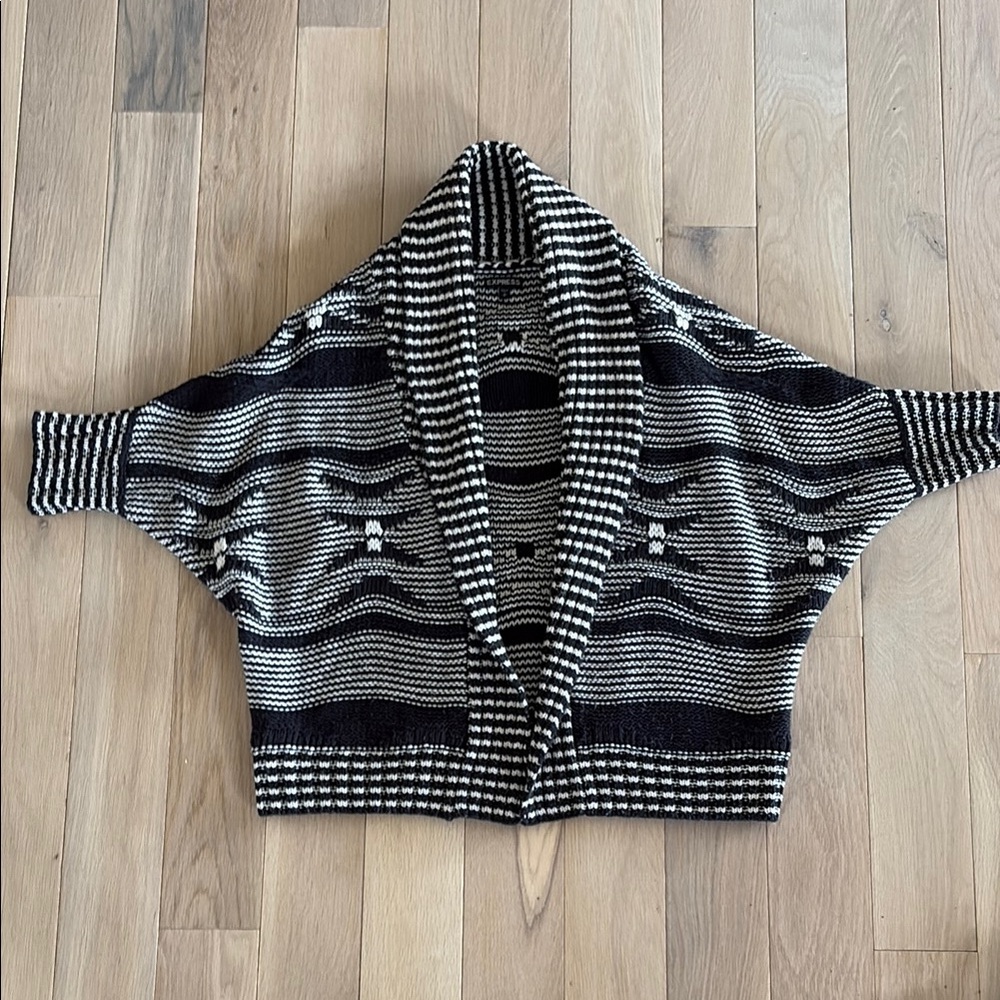 Black and White Women's Sweater